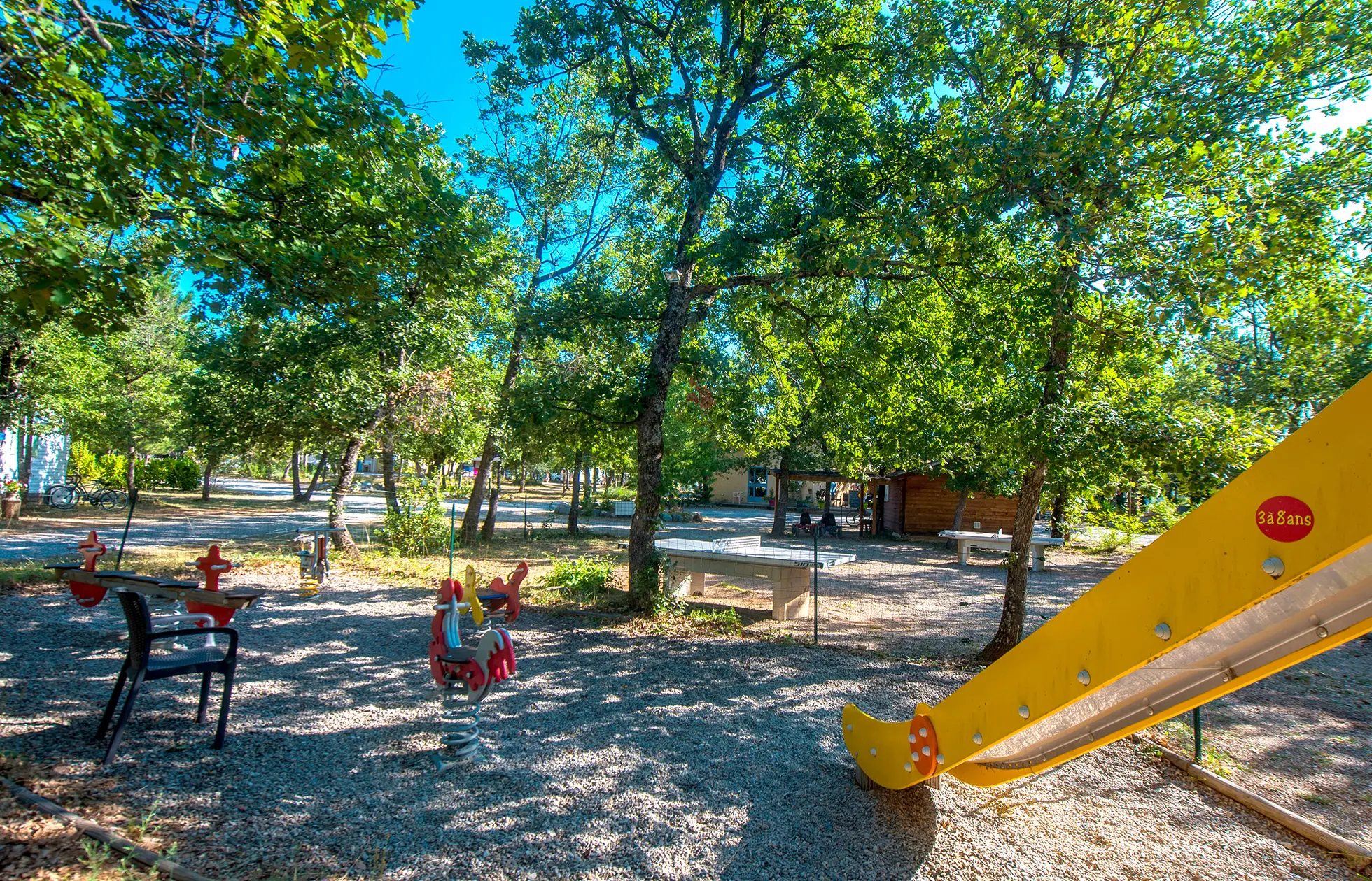 12 - Camping Jas du Moine - Aire de jeux