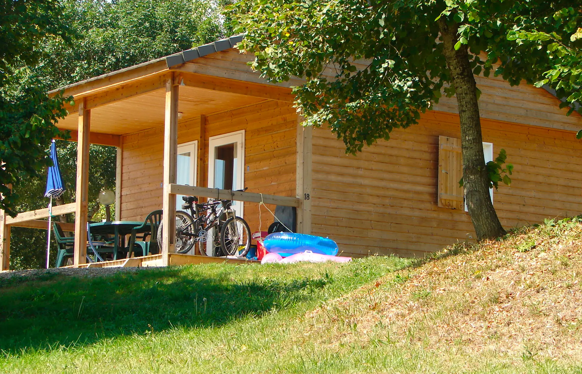 18 - Camping Le Lac du Causse - Hébergement