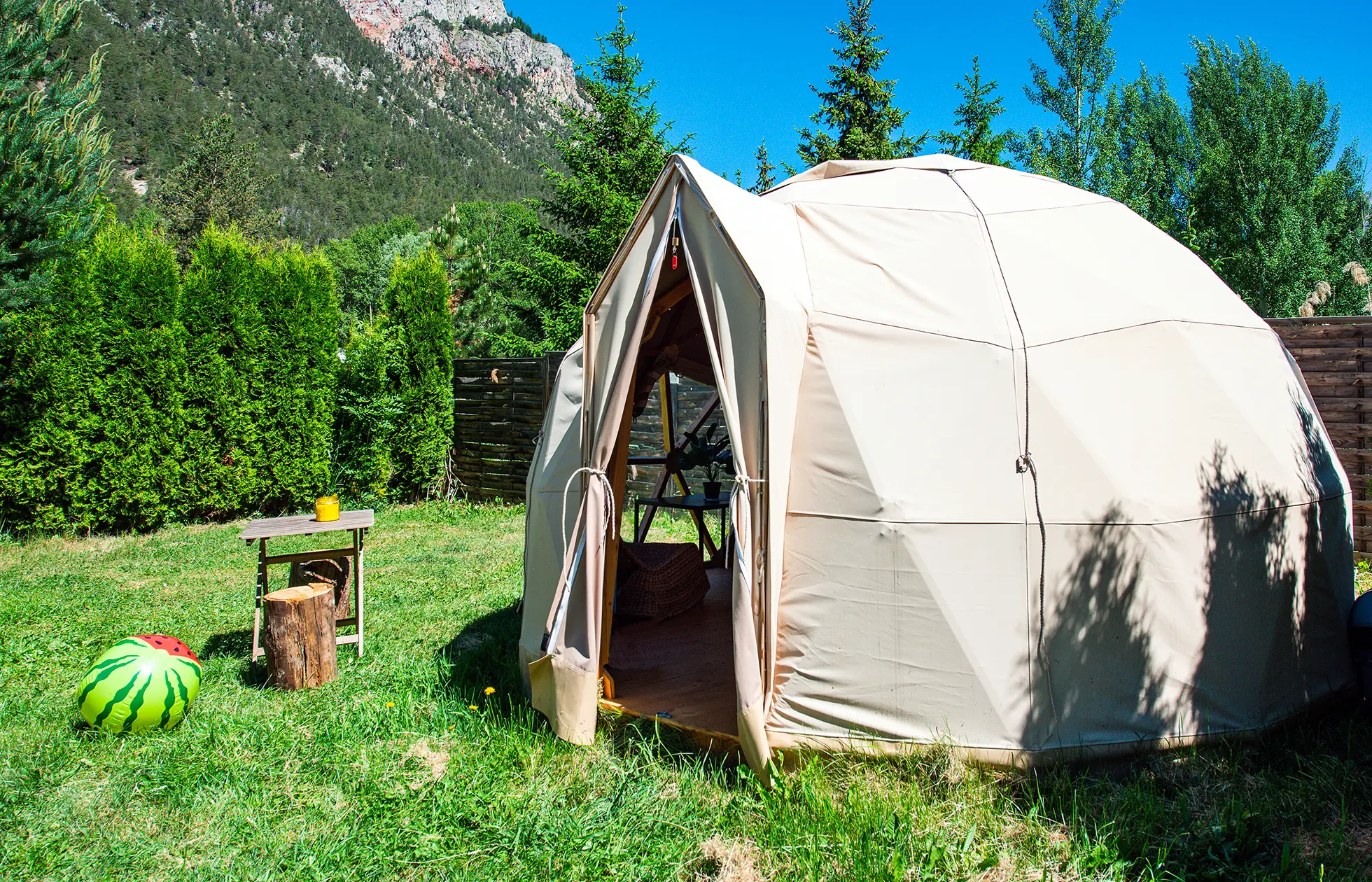 Camping Le Montana - Hébergement 11
