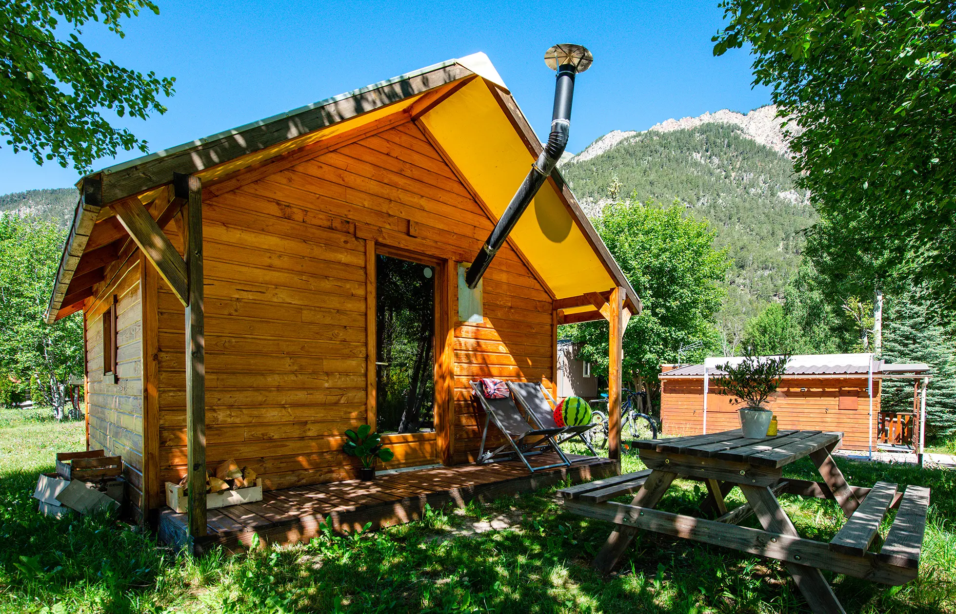 Camping Le Montana - Hébergement 13
