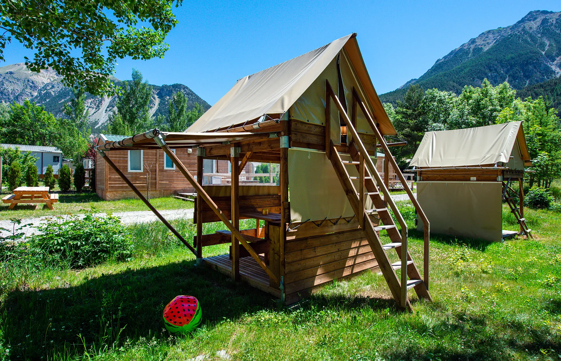 Camping Le Montana - Hébergement 8