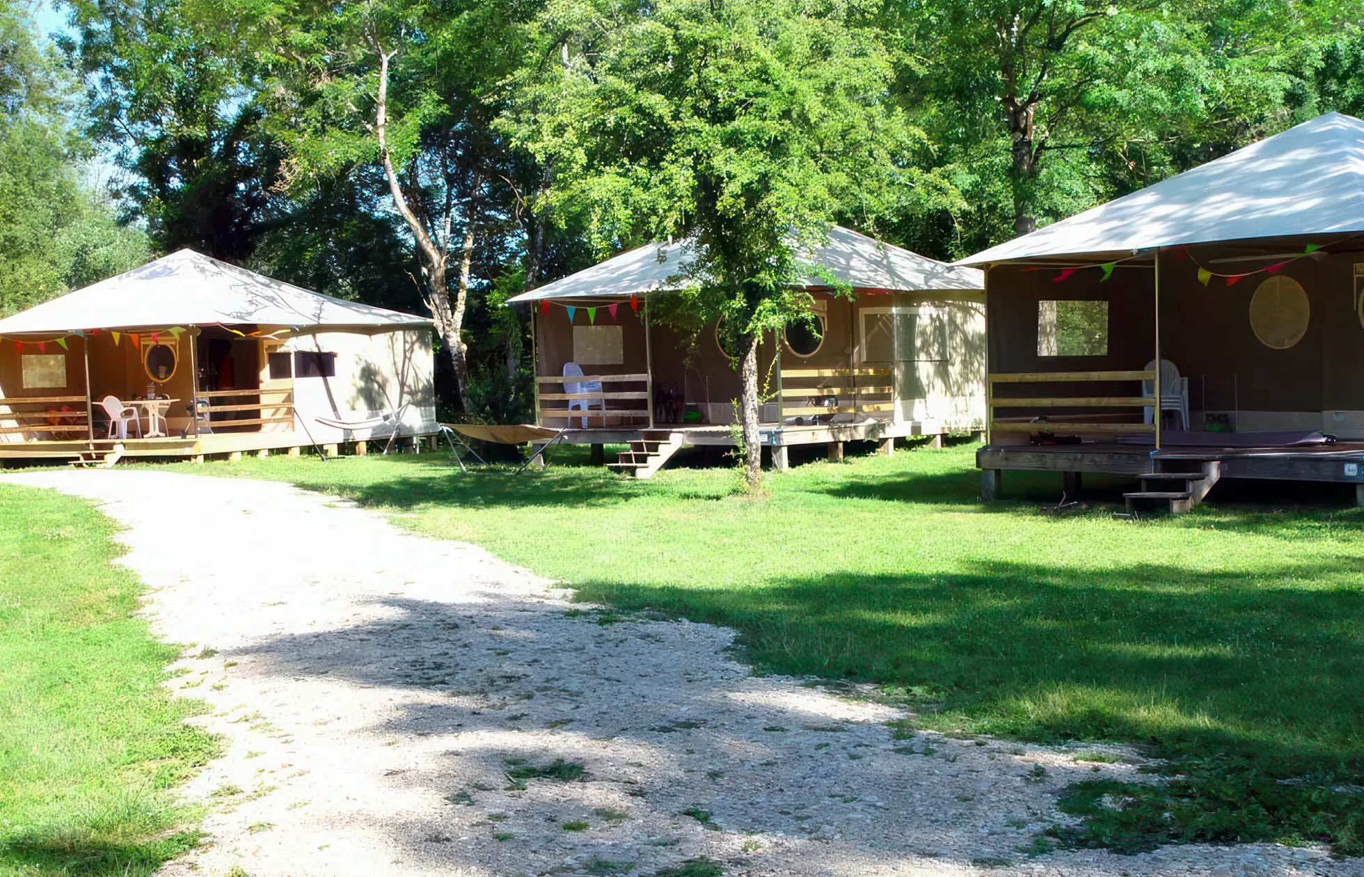 Angebot ' - '08 - Camping Les 3 Ours - Hébergement