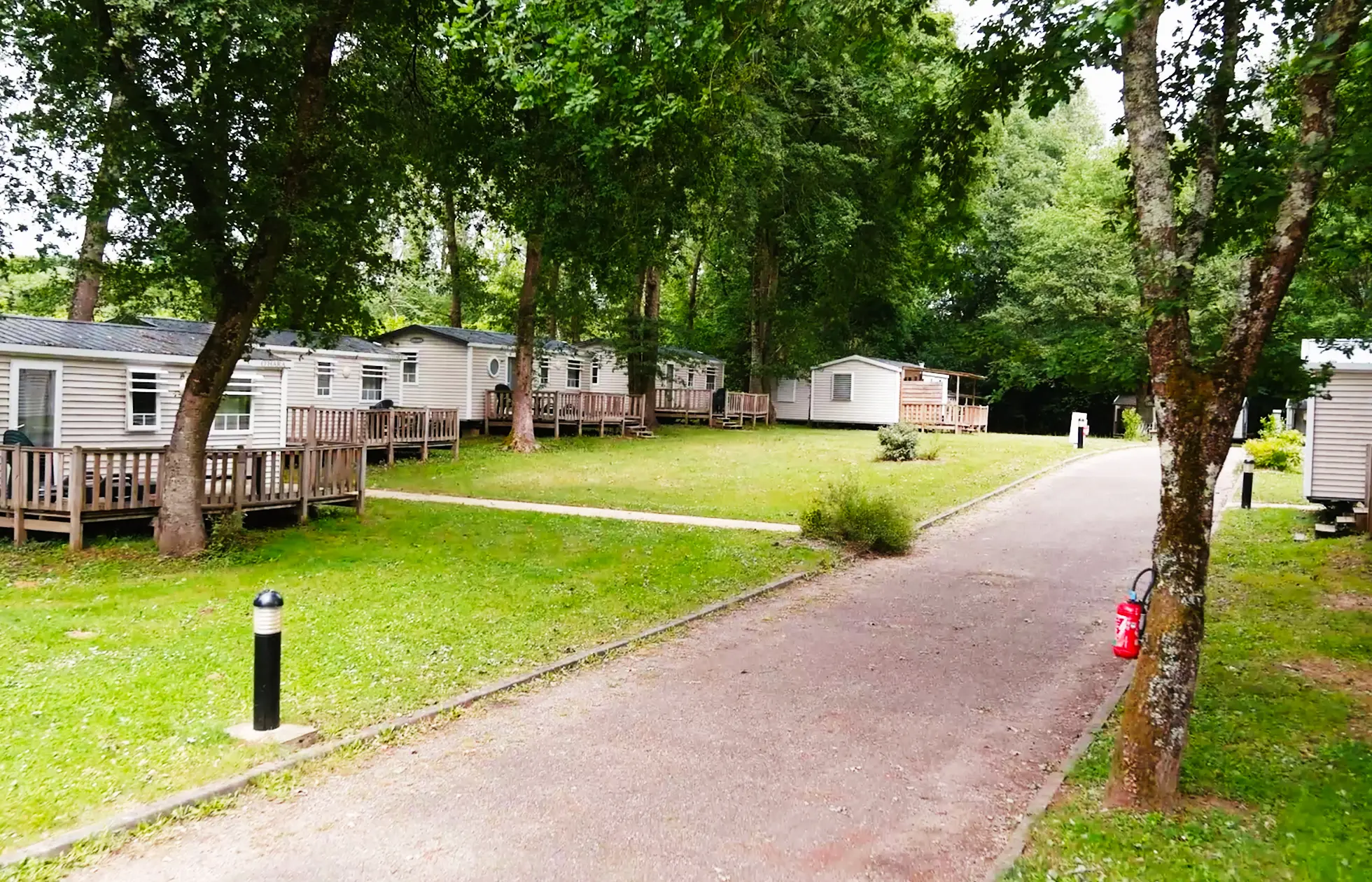 19 - Camping Les Berges de la Dordogne - Hébergement