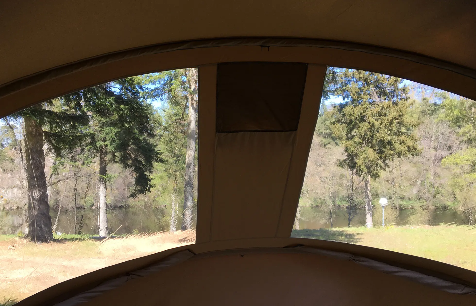 Camping Les Murmures du Lignon - Hébergement 3
